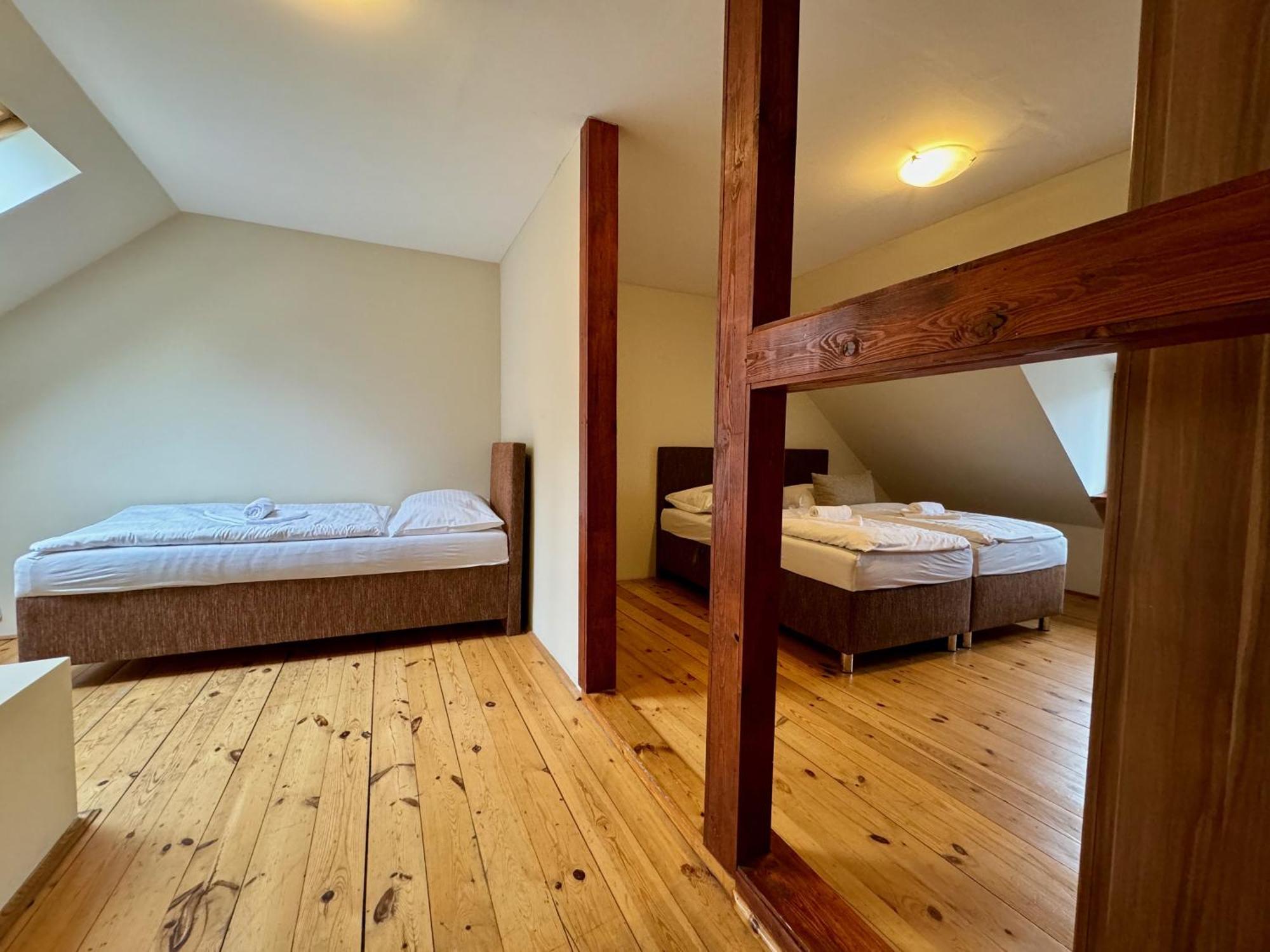 Apartmány Laubeho náměstí Teplice Esterno foto